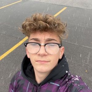 Meet your Posher, Angelo